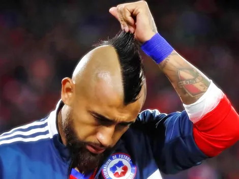 Olé pinta con los colores de Boca el icónico mohicano del King