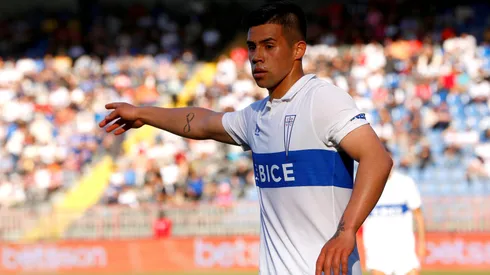 Alexander Aravena, de los mejores futbolistas de la UC en 2023.