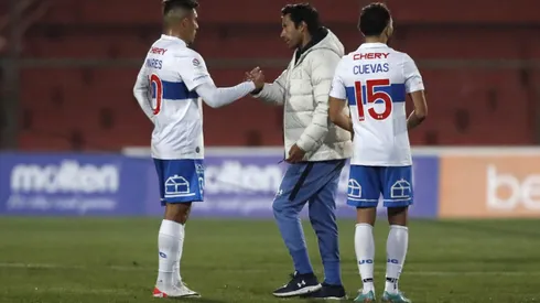 Cristián Cuevas dio demasiadas pistas de su contrato en la UC. Y sin apuro.