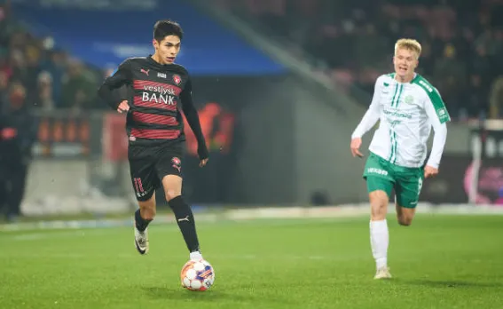Darío Osorio conduce el balón antes de clavar un zurdazo infernal. (Getty Images).