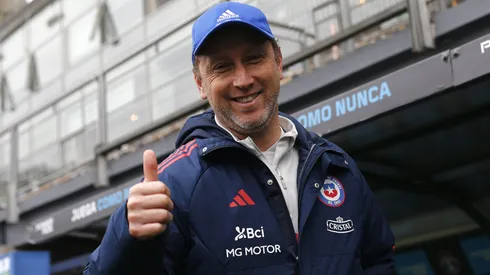 Luis Mena feliz tras la goleada 6-0 a Perú.