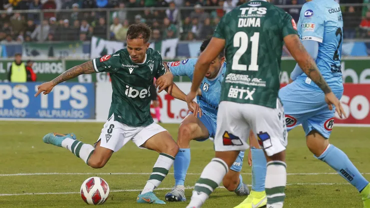 Joaquín Pereyra anotó el gol de Wanderers en la final de ida frente a Deportes Iquique.