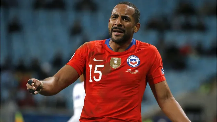 Jean Beausejour no quedó muy contento con la aclaración que hizo Pablo Milad en torno a los plazos para elegir al nuevo DT.