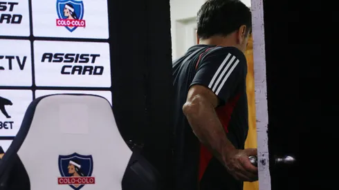 Históricos de Colo Colo dan por finalizado el ciclo de Gustavo Quinteros en Macul.