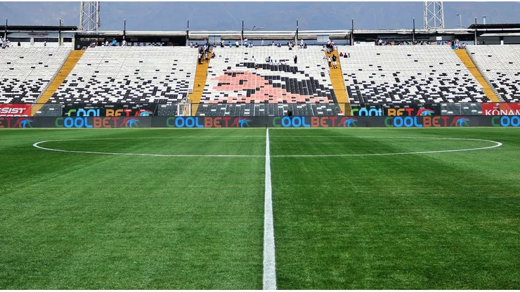 ¿Aguantará? Pese a buen lejos, la cancha del Monumental muestra preocupante estado en sus áreas
