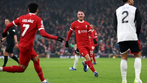 Liverpool remontó para sumar tres puntos de oro en la Premier