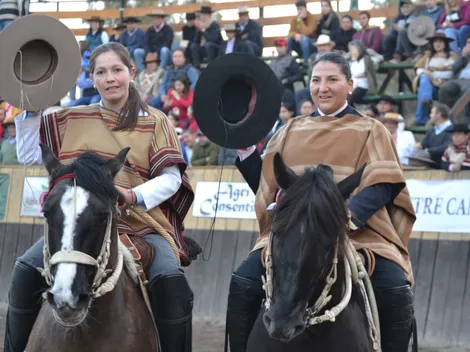 Las mujeres toman rol importante en el rodeo