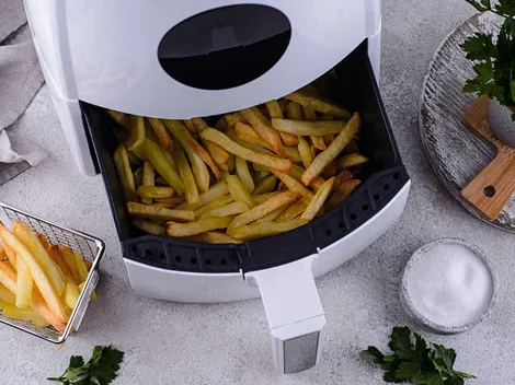¿Cómo hacer papas fritas en freidora de aire?