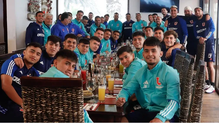 Universidad de Chile tuvo un almuerzo de despedida en Coquimbo, pero que llamó la atención de los hinchas por uno de los jugadores.