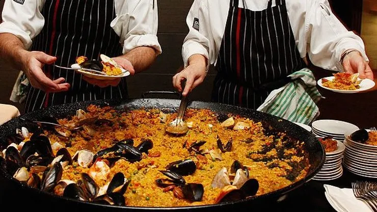 Receta de paella paso a paso.