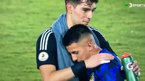 Thiago Almada tuvo una actuación extraordinaria ante la Roja en la paliza de Argentina.