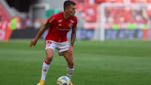 En Inter de Porto Alegre confían en que Charles Aránguiz dejará con cuello a la U.