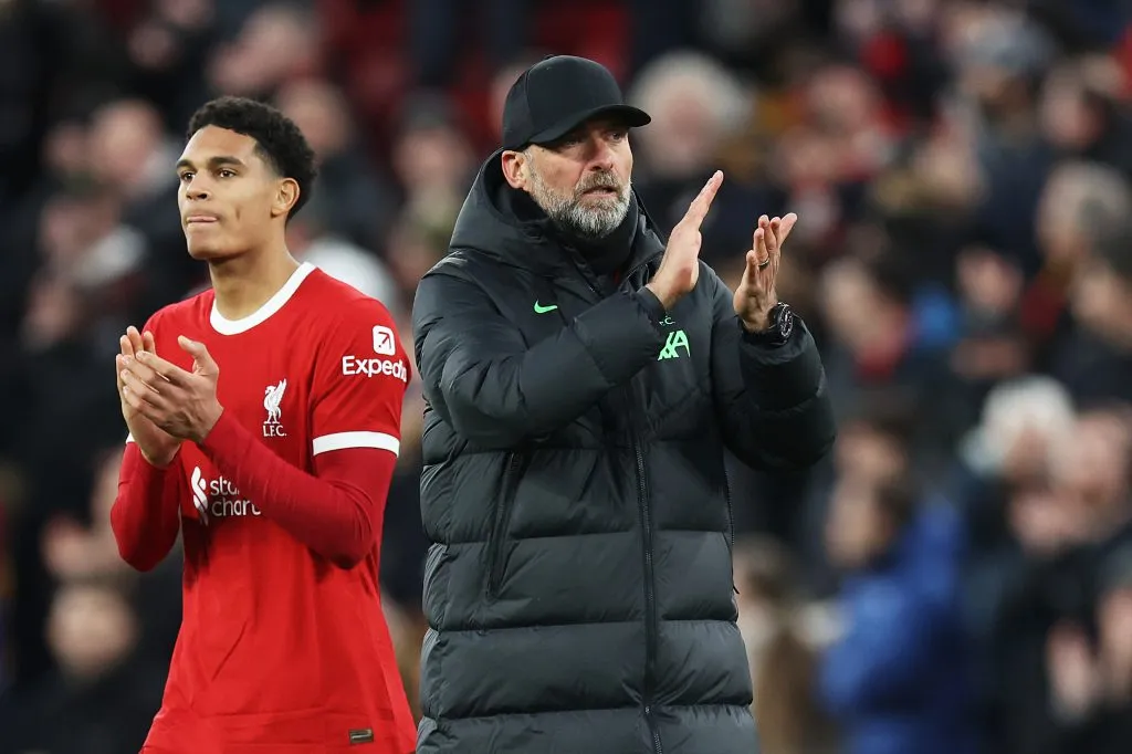 Rafa Benítez asegura que hay muchas cosas de la salida de Klopp en Liverpool que no se saben.