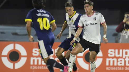 Carlos Palacios en acción ante Rosario Central en un amistoso. ¿Lo enfrentará en un partido por los puntos con otra camiseta?