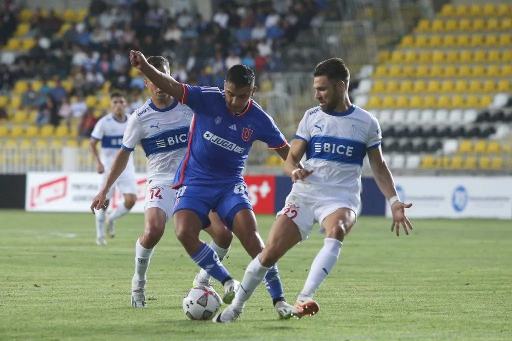 Nicolás Guerra sigue en la pelea por un cupo de titular en la U. FOTO: JORGE DIAZ/AGENCIA VS