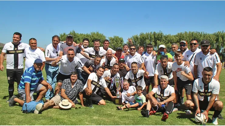 Francisco Huaiquipán se coronó campeón con Llano Unido en Melipilla.