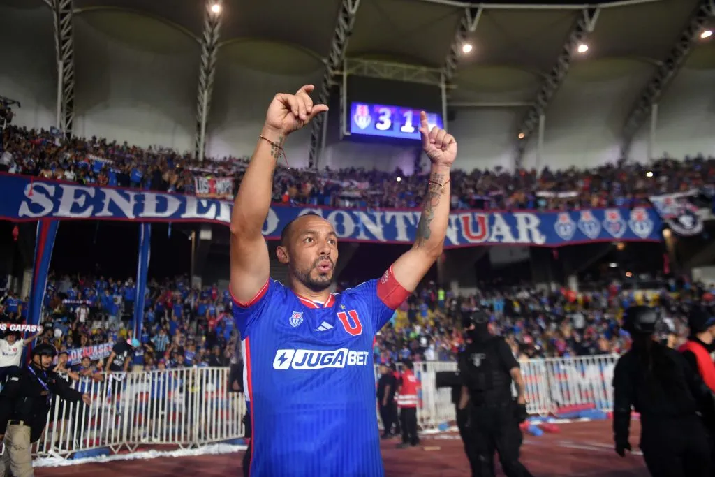 Marcelo Díaz asegura que cuando vuelvan será por el cariño de la gente. Foto: Alejandro Pizarro Ubilla/Photosport