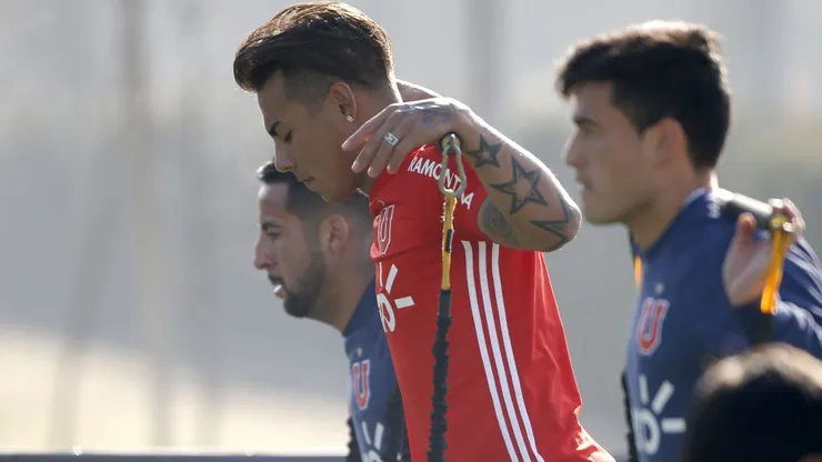 Los hinchas piden el regreso de jugadores históricos.