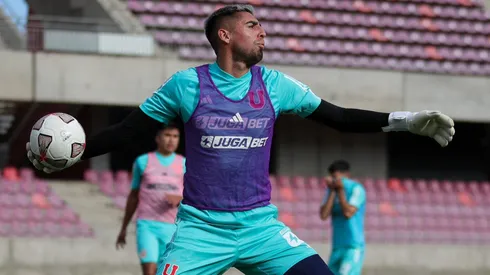 Gabriel Castellón asoma como titular en la U por primera vez.