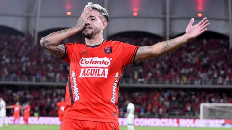 Así celebró Rodrigo Holgado su primer gol en América de Cali.
