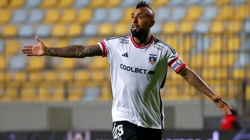 Arturo Vidal jugó 60 minutos en el triunfo de Colo Colo a Everton.