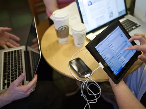 Anuncian ley que consagra al internet como servicio público