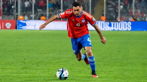 Gabriel Suazo celebra su tratamiento contra la alopecia en Francia.
