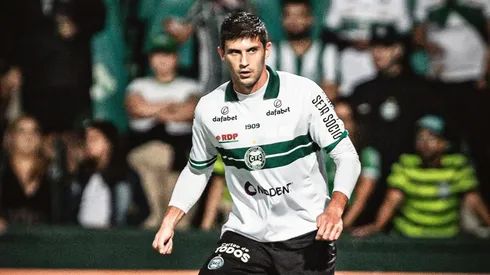 Peñarol busca el fichaje de Benjamín Kuscevic y complica a la UC