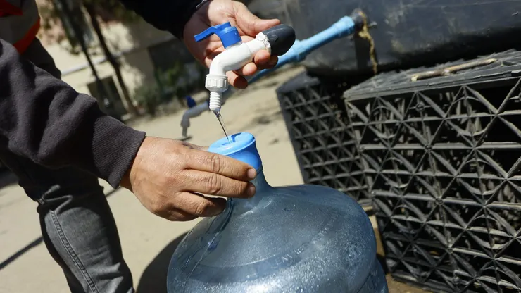 Anuncian masivo corte de agua para este jueves: ¿A qué comunas afecta?