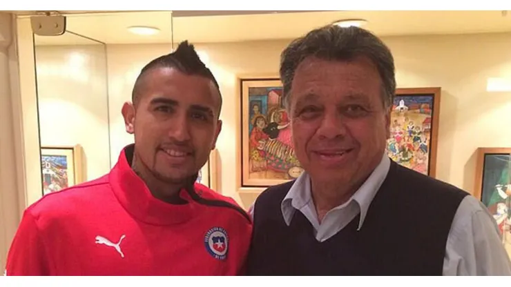 Dos históricos del fútbol chileno: Arturo Vidal y Elías Figueroa