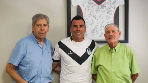 Esteban Paredes en Santiago Morning.