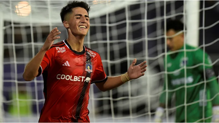 Diego Plaza dejó fluir su emoción tras anotar su primer gol con Colo Colo.