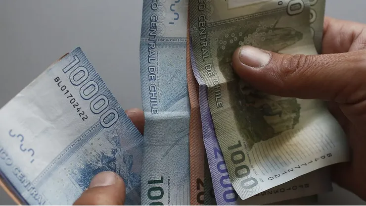 Revisa si ambos beneficios subirán sus montos este 1 de julio.