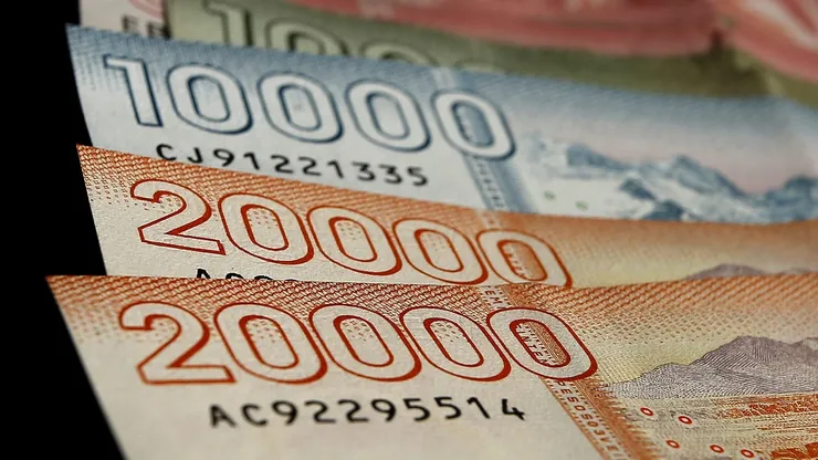 Dinero en AFP.