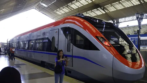 ¿Cuáles son los horarios y precios del nuevo tren Santiago – Curicó?