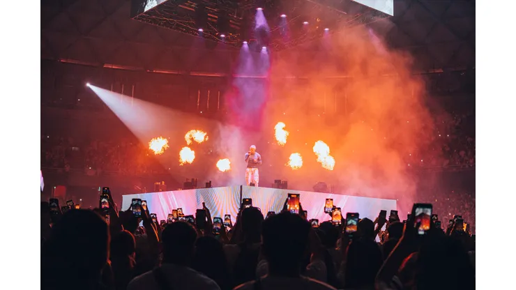 Young Cister en su Listening Party, Movistar Arena.
