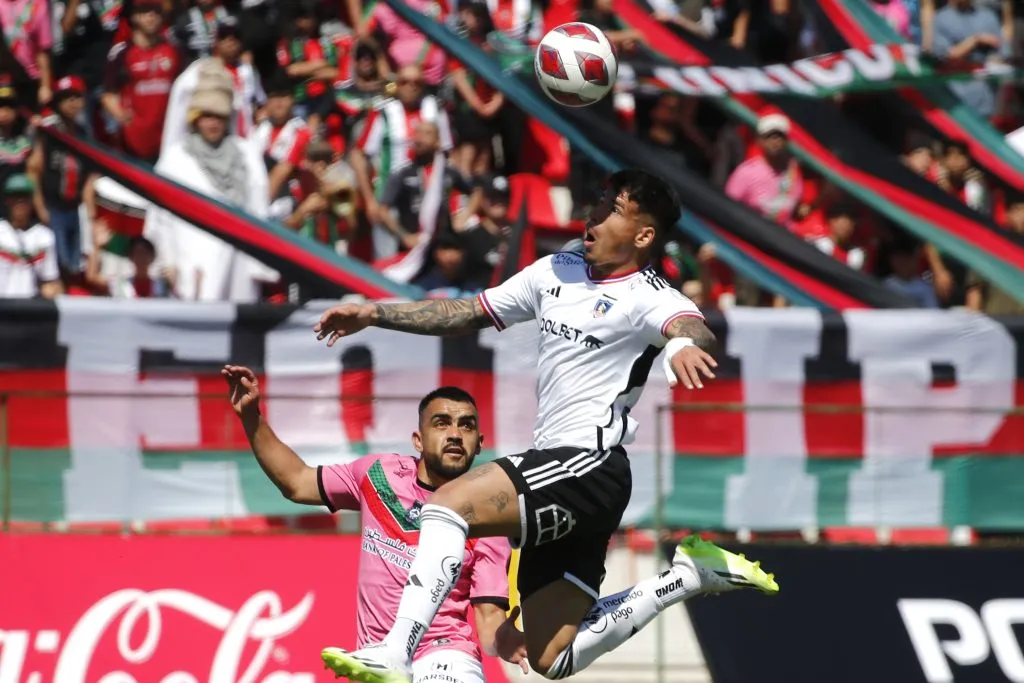 Alan Saldivia se juega una nueva temporada como titular en Colo Colo. Foto: Javier Salvo/Photosport
