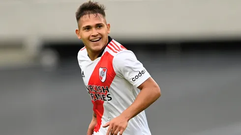 Axel Encinas, la "joya" de la cantera de River Plate que llega al fútbol chileno.