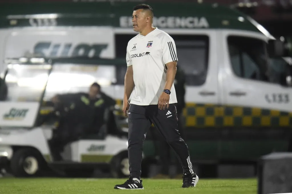 Tras el debut de Almirón, el astrólogo Giorgio Armas publicó un pronóstico para su “súper amigo” y Colo Colo | Photosport