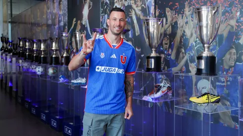 El delantero de la U trabaja con sus compañeros en el CDA.