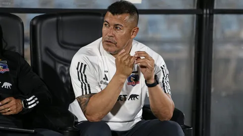 Jorge Almirón debutó al mando de Colo Colo con un triunfo por penales.