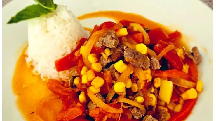Receta de tomatican paso a paso.