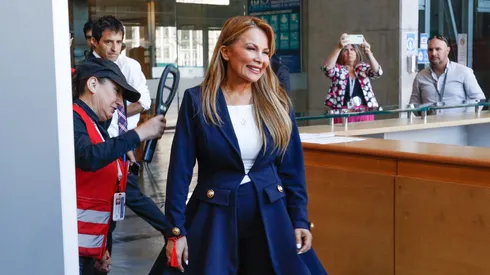 Exalcaldesa de Maipú, Cathy Barriga, antes de ingresar a su audiencia de formalización (16 de enero 2024)