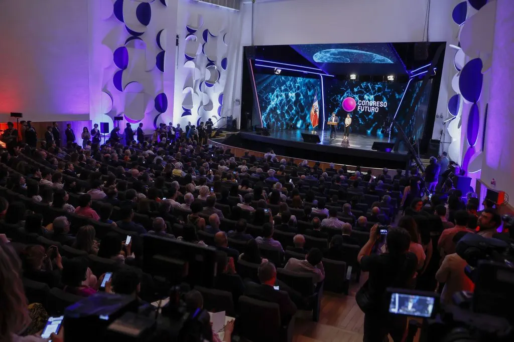 Santiago 15, de enero 2024
El Presidente de la Republica, Gabriel Boric, realiza el discurso inaugural del Congreso Futuro 2024: Ahora que hacemos

Dragomir Yankovic/Aton Chile