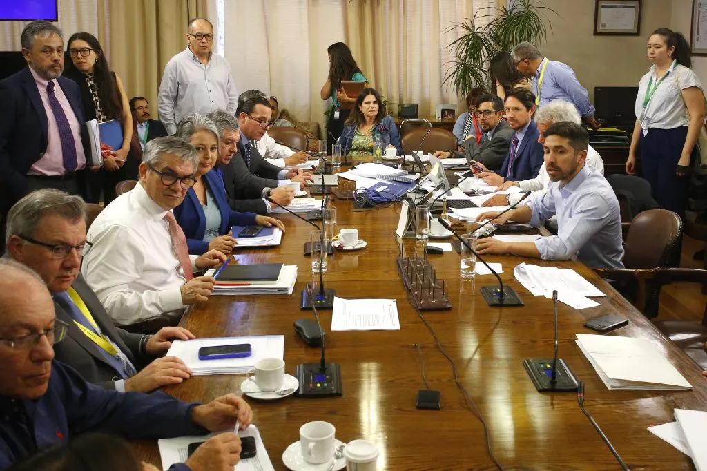 Valparaiso, 8 de enero de 2024 – El ministro Mario Marcel y la ministra Jeannette Jara  durante la comision de trabajo  de la Camara de Diputados Sebastian Cisternas/Aton Chile