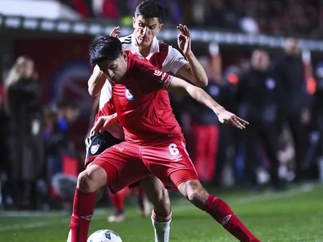 El refuerzo que pidió Almirón... ¿da un paso hacia Colo Colo?