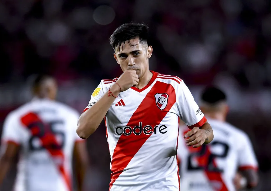 La venta de Pablo Solari terminó con Colo Colo sancionado por la FIFA. | Foto: Getty Images