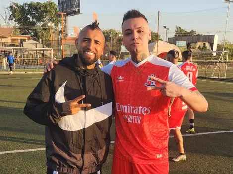 Arturo Vidal se luce en pichanga contra Cantantes Urbanos FC