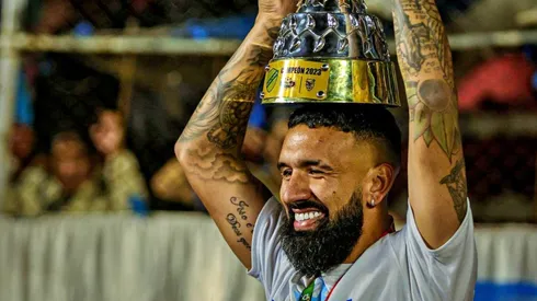 Ronnie Fernández tuvo un exitoso segundo paso por Bolívar.