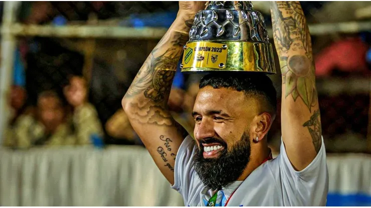 Ronnie Fernández tuvo un exitoso segundo paso por Bolívar.